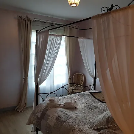 Nid Dans La Foret Tatil Evi Saint-Jean-aux-Bois (Oise)