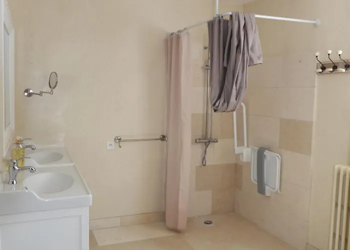 Nid Dans La Foret * Saint-Jean-aux-Bois (Oise)